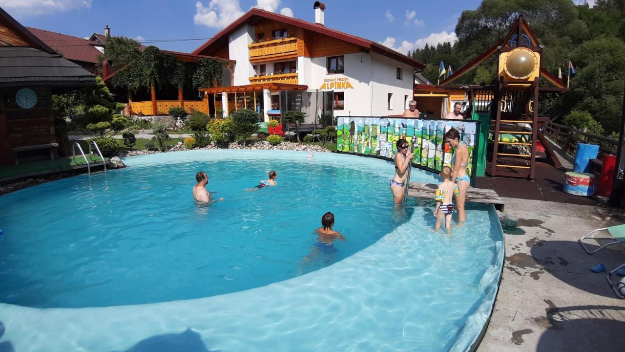 Rodinne Apartmany Alpinka Oscadnica Exterior foto