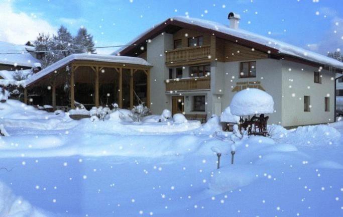 Rodinne Apartmany Alpinka Oscadnica Exterior foto