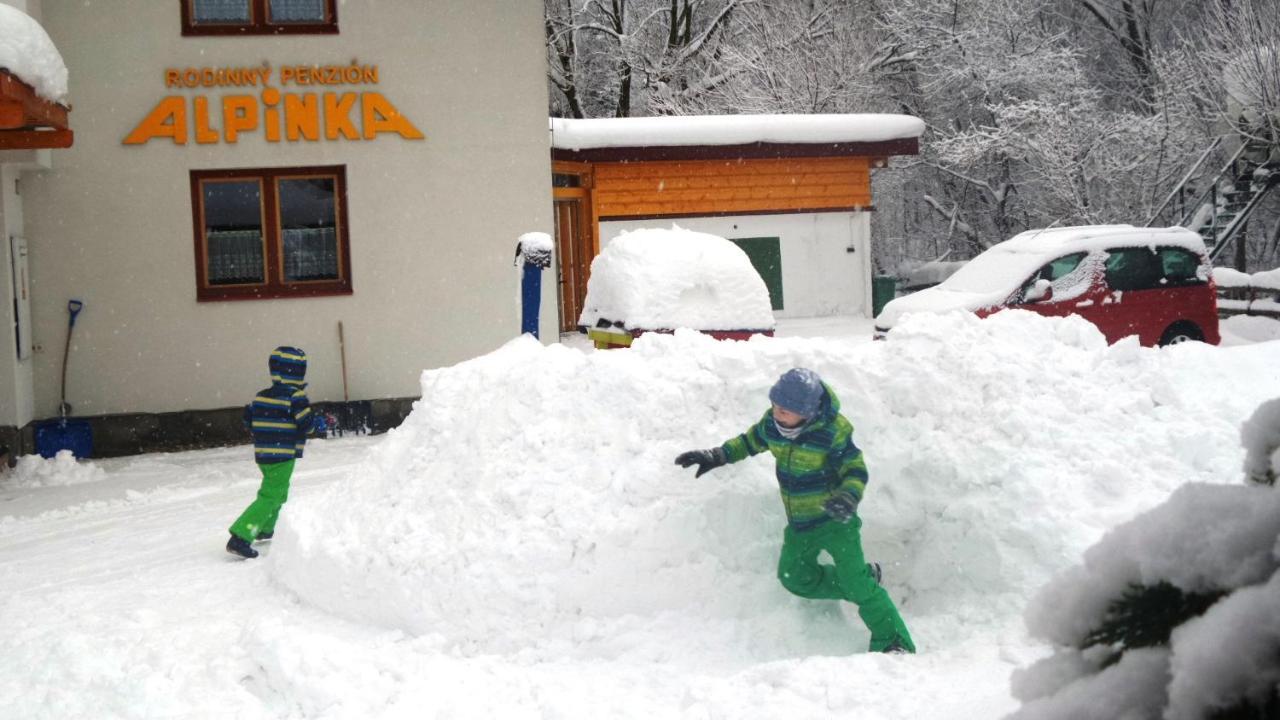 Rodinne Apartmany Alpinka Oscadnica Exterior foto